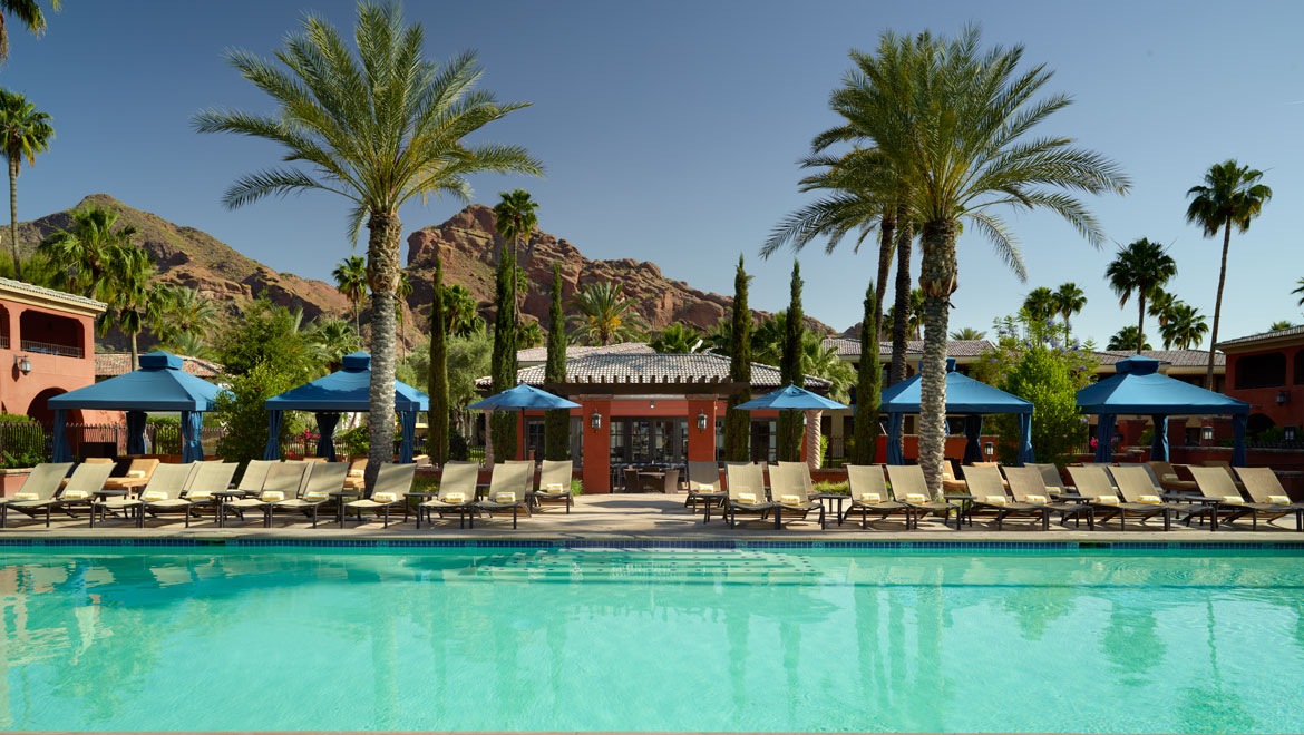 Oasis pool